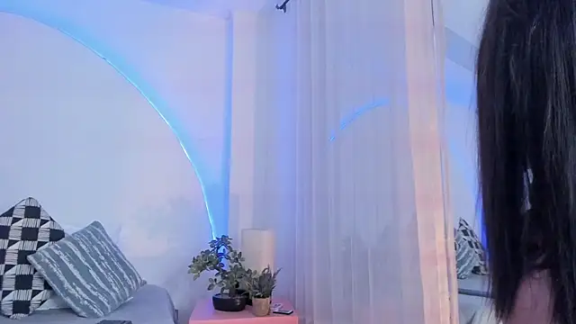 Snapshot of Grace_Duppon chatting on 01.14.25 Grace Duppon online show from 01.14.25