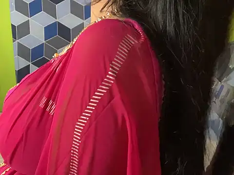 Snapshot of Aishwarya_101_ chatting on 02.18.25 Aishwarya 101 online show from 02.18.25