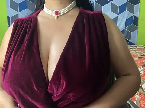 Snapshot of Aishwarya_101_ chatting on 02.22.25 Aishwarya 101 online show from 02.22.25