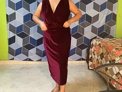 Snapshot of Aishwarya_101_ chatting on 02.23.25 Aishwarya 101 online show from 02.23.25