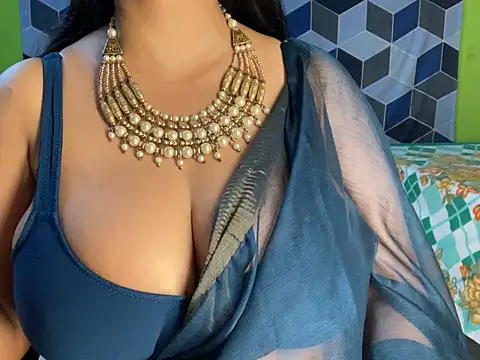 Snapshot of Aishwarya_101_ chatting on 03.13.25 Aishwarya 101 online show from 03.13.25