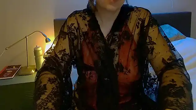 Ella Next Door online show from 01.12.25