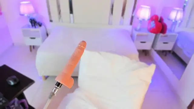 Snapshot of Miliaangeles chatting on 10.07.25 Miliaangeles online show from 10.07.25