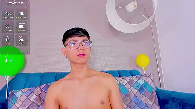 CodyTwink online show from 01.10.25