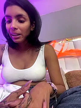 Snapshot of DeuxGold chatting on 10.26.25 DeuxGold online show from 10.26.25