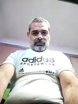 Snapshot of Gimly80 chatting on 09.10.25 Gimly80 online show from 09.10.25