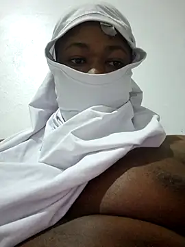 longD157 online show from 09.25.25