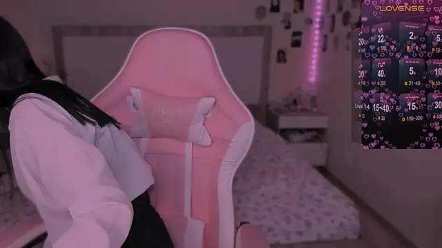 CoddleWeeper  online show from 12.30.24