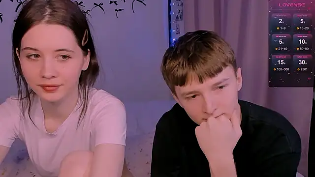 CoddleWeeper  online show from 03.17.26