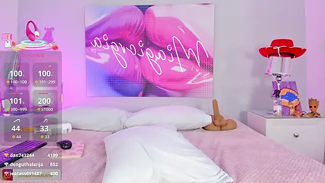 Miagiorgia  online show from 12.05.25