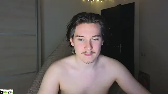 MoreRealAlex online show from 09.16.25