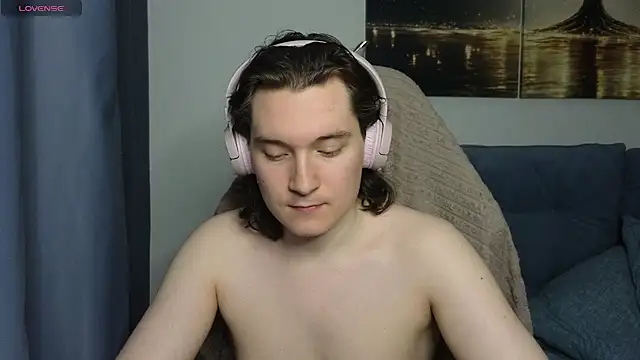 MoreRealAlex online show from 07.10.26