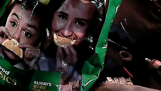 Snapshot of robeaulieu02 chatting on 09.27.25 robeaulieu02 online show from 09.27.25