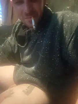 Snapshot of robeaulieu02 chatting on 11.01.25 robeaulieu02 online show from 11.01.25