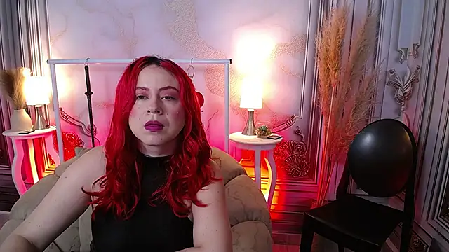 Snapshot of Naty_slavedoll chatting on 10.05.25 Naty slavedoll online show from 10.05.25