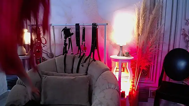 Snapshot of Naty_slavedoll chatting on 11.03.25 Naty slavedoll online show from 11.03.25