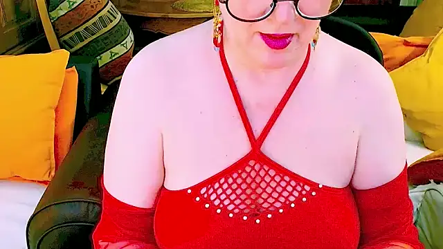 Snapshot of GattonaBiondona chatting on 06.19.26 GattonaBiondona online show from 06.19.26