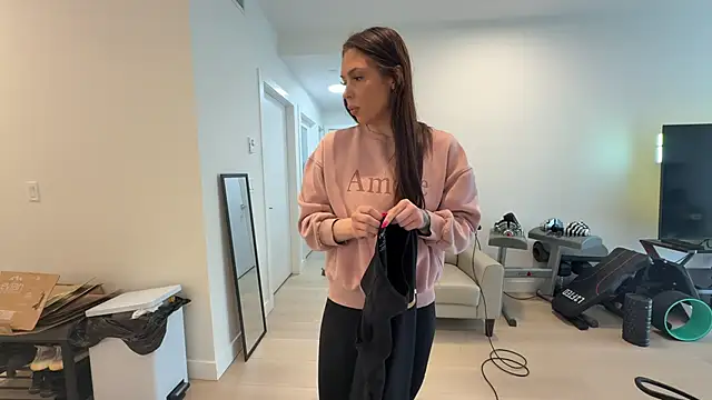 NattyFierros online show from 04.21.26