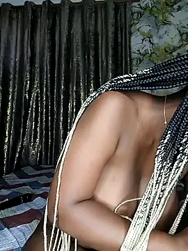 Snapshot of Tushy_baiby2000 chatting on 01.10.25 Tushy baiby2000 online show from 01.10.25