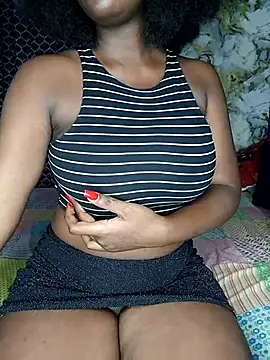 Snapshot of Tushy_baiby2000 chatting on 02.21.25 Tushy baiby2000 online show from 02.21.25