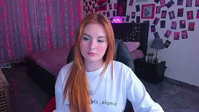 BellaTorne  online show from 03.22.25