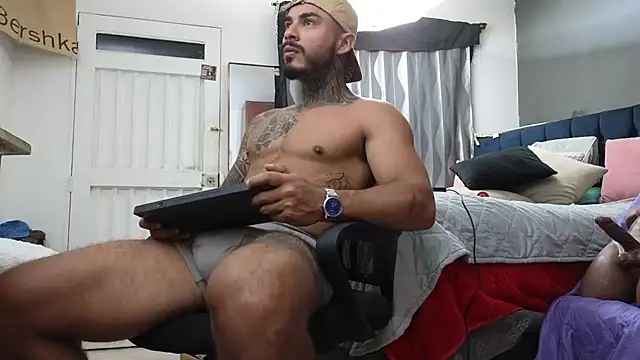 Snapshot of john_cartter1 chatting on 01.16.25 john cartter1 online show from 01.16.25