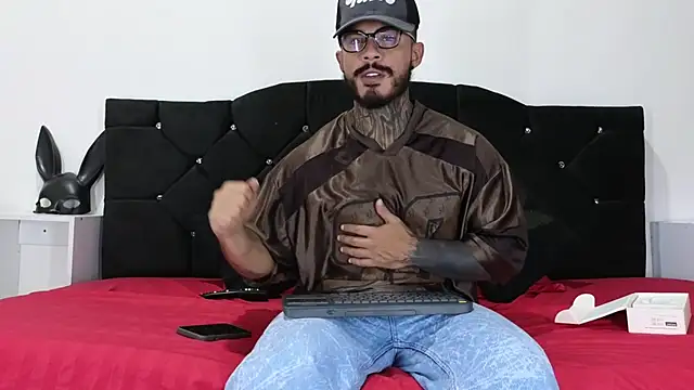 Snapshot of john_cartter1 chatting on 03.01.25 john cartter1 online show from 03.01.25