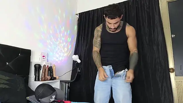 Snapshot of john_cartter1 chatting on 03.08.25 john cartter1 online show from 03.08.25