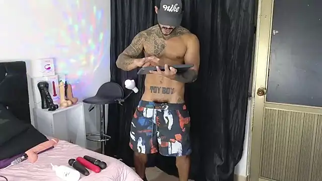 Snapshot of john_cartter1 chatting on 03.13.25 john cartter1 online show from 03.13.25