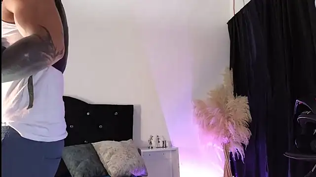 john cartter1 online show from 11.08.25