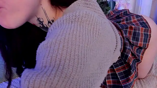 Snapshot of vergillhell chatting on 01.16.25 vergillhell online show from 01.16.25