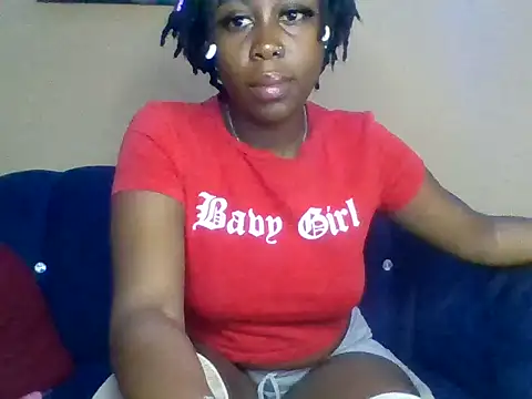 Snapshot of Lyiaspark chatting on 03.08.25 Lyiaspark online show from 03.08.25