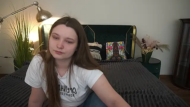 Snapshot of MagicPeachh_ chatting on 05.26.26 MagicPeachh online show from 05.26.26