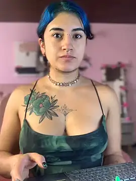 Snapshot of Lilith_Pink chatting on 02.02.25 Lilith Pink online show from 02.02.25