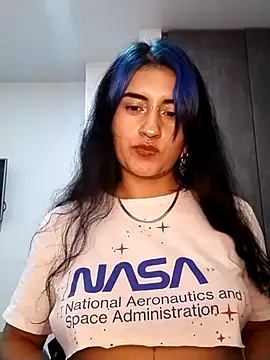 Snapshot of Lilith_Pink chatting on 02.11.25 Lilith Pink online show from 02.11.25