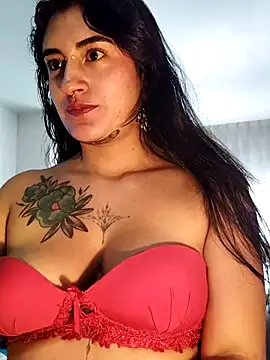 Snapshot of Lilith_Pink chatting on 02.15.25 Lilith Pink online show from 02.15.25