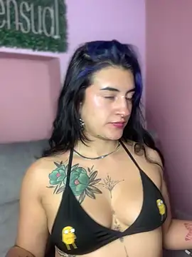 Snapshot of Lilith_Pink chatting on 02.20.25 Lilith Pink online show from 02.20.25