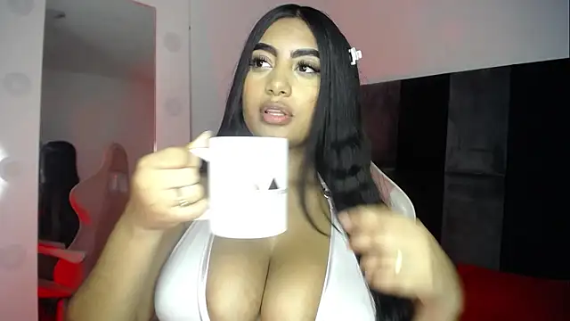 Snapshot of Karla_thompson__ chatting on 04.17.26 Karla thompson online show from 04.17.26