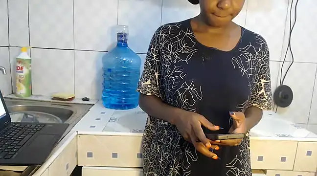 Snapshot of sweetbaby_ebony chatting on 03.15.25 sweetbaby ebony online show from 03.15.25