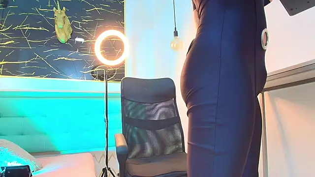 Bella salvatore online show from 11.20.25