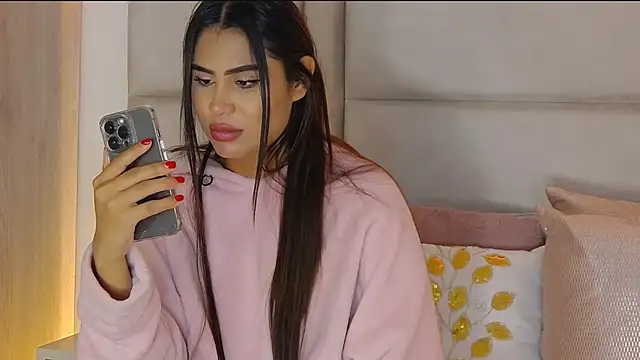 HaileyBaldwin online show from 01.09.25