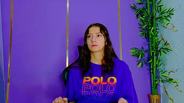 Snapshot of scarlet-jonesx chatting on 09.28.25 scarlet-jonesx online show from 09.28.25