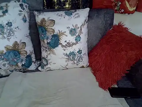 Hot-zeenah online show from 01.03.25