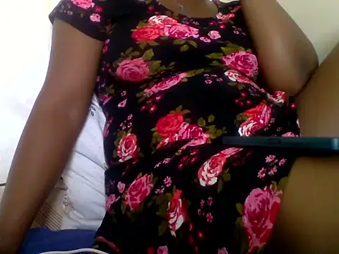 Hot-zeenah online show from 11.01.25