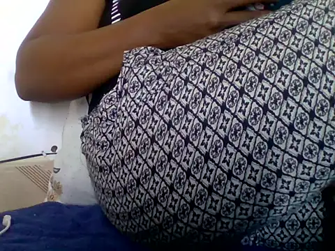 Hot-zeenah online show from 11.05.25