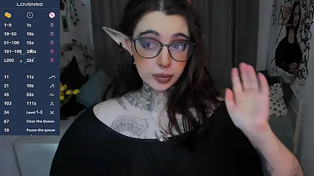 Dixi Pixi  online show from 11.21.25