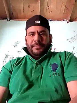 Snapshot of Loko4204ff37b chatting on 06.23.26 Loko4204ff37b online show from 06.23.26