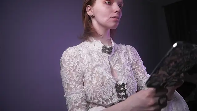 ginger hugs online show from 10.05.25