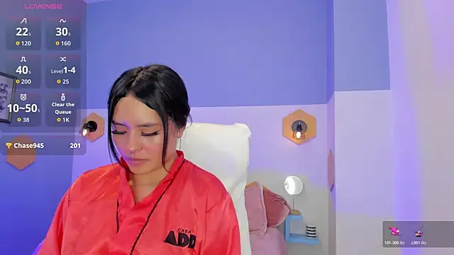 Chloe fischer  online show from 04.18.26