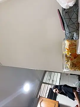 Snapshot of MissSussy chatting on 03.08.25 MissSussy online show from 03.08.25